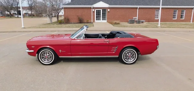 1966 Ford Mustang thumbnail 4