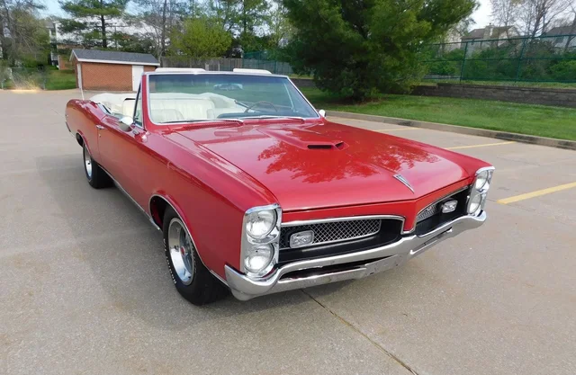 1967 Pontiac GTO Convertible thumbnail 2
