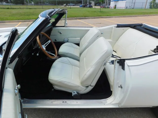 1968 Oldsmobile Cutlass Convertible thumbnail 6