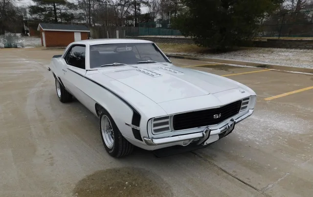 1969 Chevrolet Camaro SS thumbnail 2