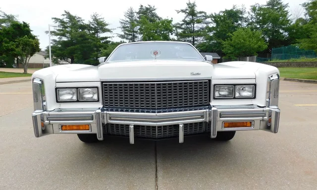 1976 Cadillac Eldorado Convertible thumbnail 5